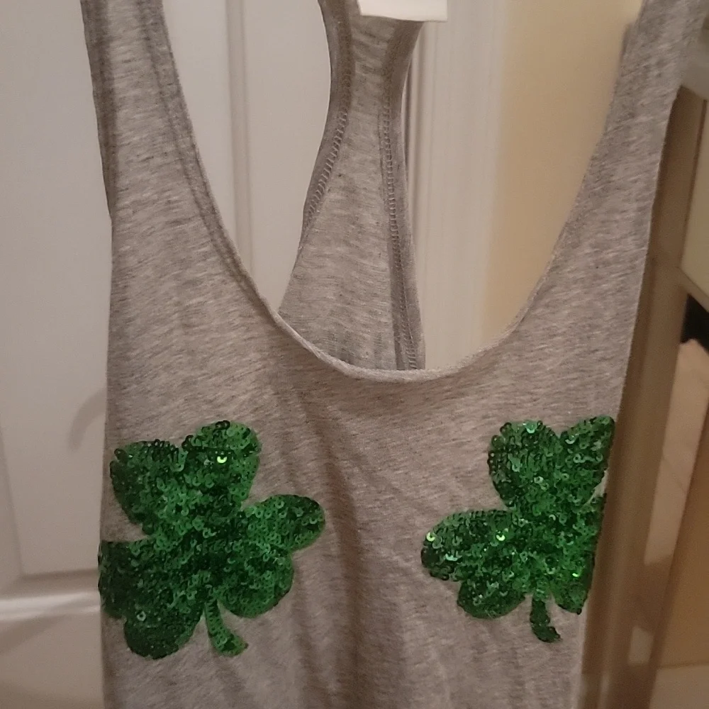 PINK Victoria's Secret Gray Tank Top With Green Sequin Shamrocks. XS. Bralette S - Picture 7 of 16